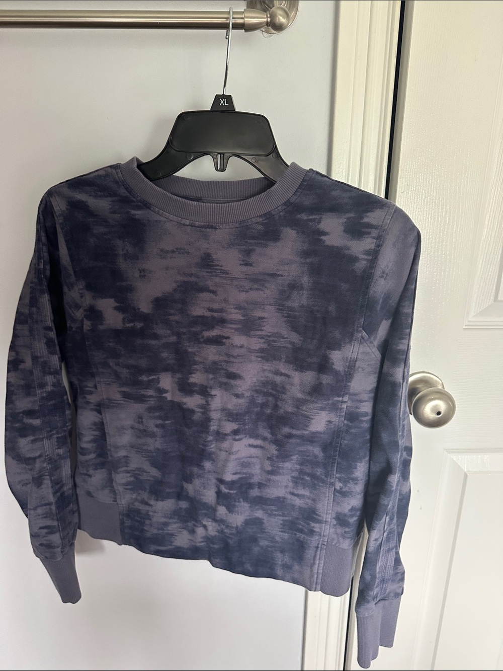 Athleta Women’s Navy Crew Sweatshirt Size XS